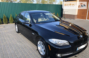 Седан BMW 5 Series 2012 в Львові