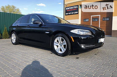 Седан BMW 5 Series 2012 в Львові