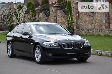 Седан BMW 5 Series 2012 в 