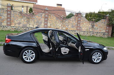 Седан BMW 5 Series 2012 в 