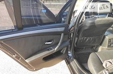 Седан BMW 5 Series 2005 в 