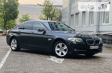 BMW 5 Series 2012 BMW 5 Series 2012