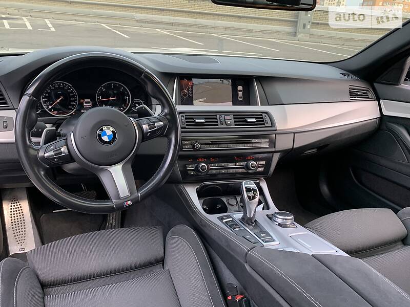 Седан BMW 5 Series 2016 в Дніпрі