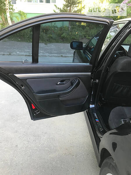 Седан BMW 5 Series 2002 в Долині фото 18 Седан BMW 5 Series 2002 в Долині