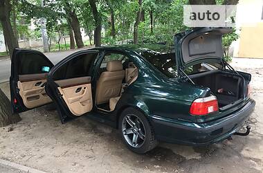 Седан BMW 5 Series 1998 в 