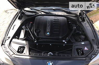 Седан BMW 5 Series 2012 в 