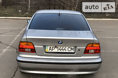 Седан BMW 5 Series 2000 в 