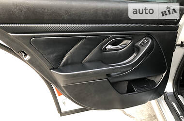 Седан BMW 5 Series 2000 в 