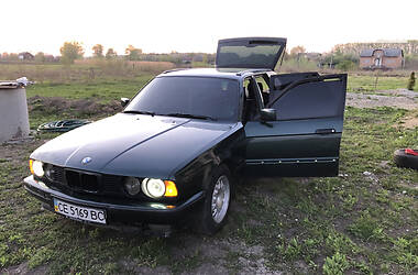 Универсал BMW 5 Series 1992 в Черновцах