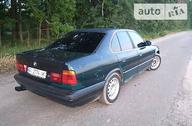 Седан BMW 5 Series 1990 в Василькове