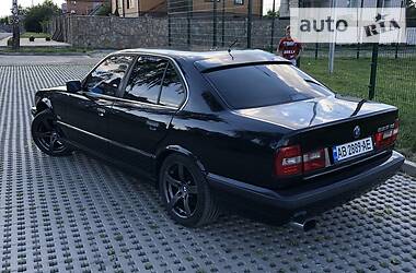 Седан BMW 5 Series 1995 в Виннице