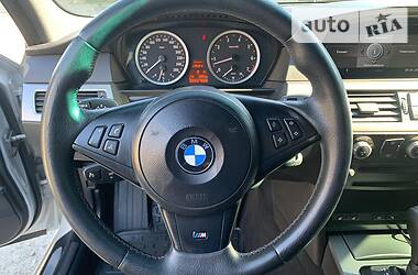 Седан BMW 5 Series 2004 в Измаиле