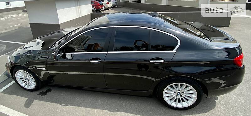Седан BMW 5 Series 2012 в Києві