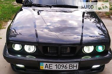 Седан BMW 5 Series 1994 в Днепре