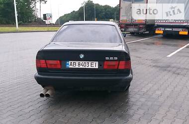 Седан BMW 5 Series 1988 в Хмельницком