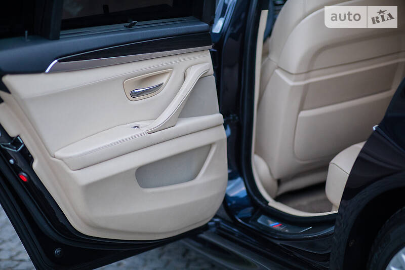 Седан BMW 5 Series 2011 в Дніпрі