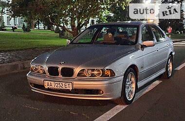 Седан BMW 5 Series 2001 в 