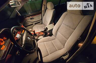 Седан BMW 5 Series 2001 в 
