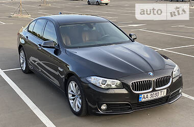 Седан BMW 5 Series 2016 в Киеве