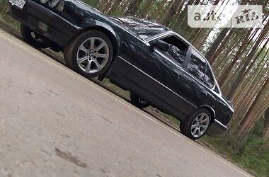 Седан BMW 5 Series 1990 в Житомире