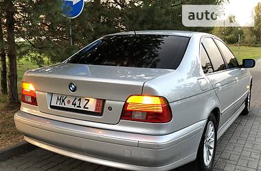 Седан BMW 5 Series 2001 в Дрогобыче