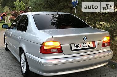 Седан BMW 5 Series 2001 в Дрогобыче