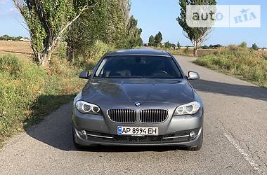 Седан BMW 5 Series 2010 в Мелитополе