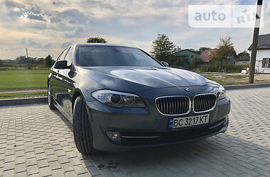 Седан BMW 5 Series 2011 в Львове