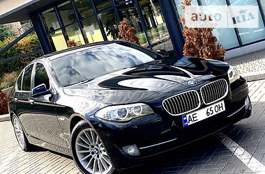 Седан BMW 5 Series 2011 в Днепре