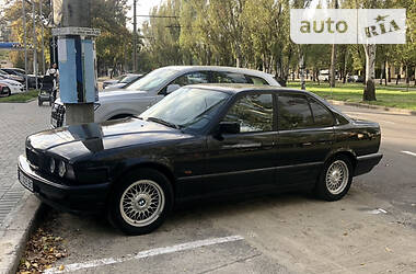 Седан BMW 5 Series 1995 в Николаеве