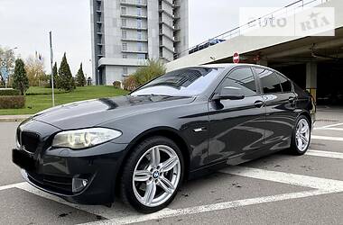 Седан BMW 5 Series 2013 в Киеве