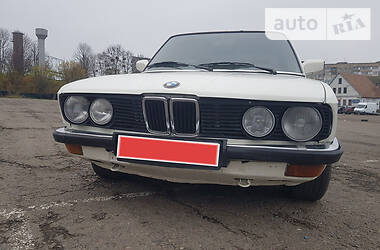 Седан BMW 5 Series 1982 в Ровно