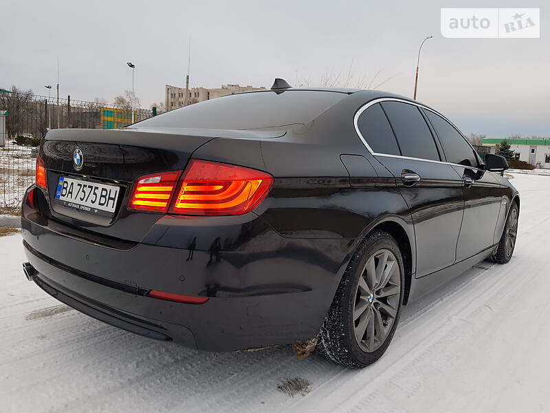 Седан BMW 5 Series 2012 в Сєверодонецьку