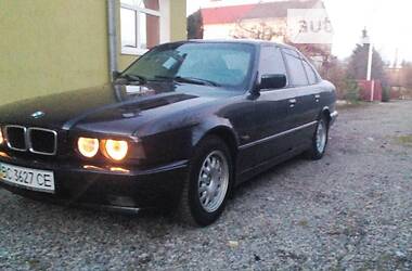 Седан BMW 5 Series 1994 в Львове