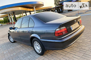 Седан BMW 5 Series 1996 в Запорожье