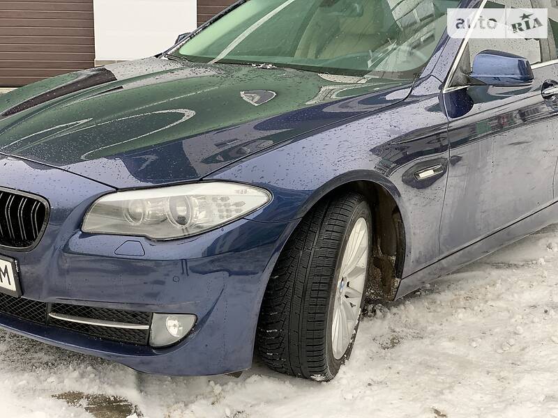 Седан BMW 5 Series 2010 в Ивано-Франковске