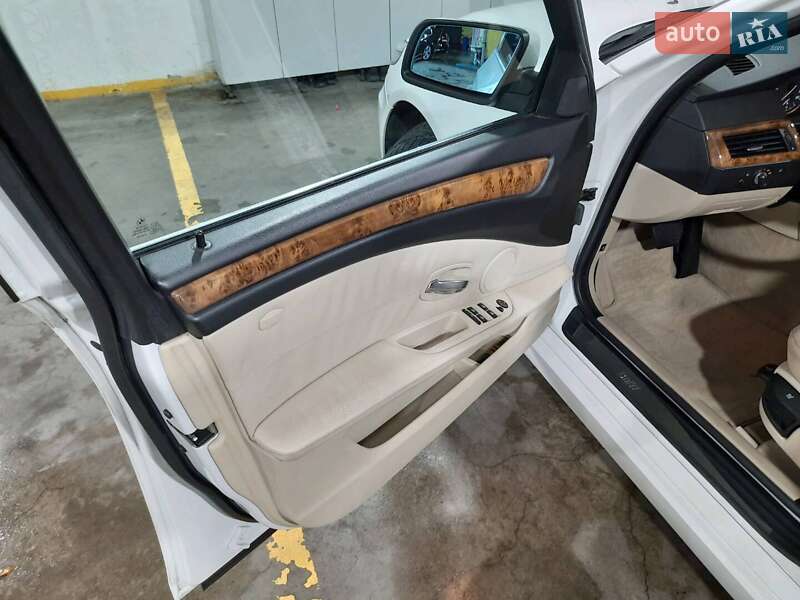 Седан BMW 5 Series 2008 в Одессе