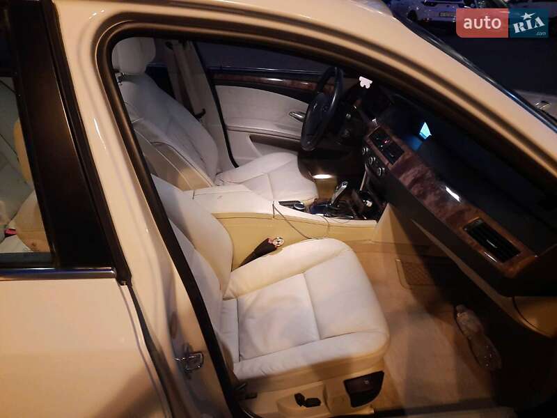 Седан BMW 5 Series 2008 в Одессе