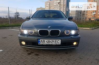 Седан BMW 5 Series 2002 в Виннице