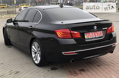 Седан BMW 5 Series 2014 в Львові