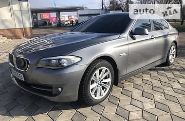 Седан BMW 5 Series 2011 в Мелитополе