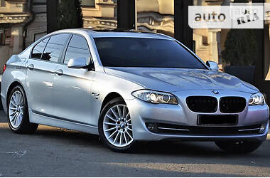 Седан BMW 5 Series 2010 в Киеве