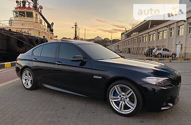 Седан BMW 5 Series 2015 в Одессе