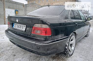 Седан BMW 5 Series 2000 в Черновцах