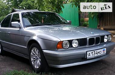 Седан BMW 5 Series 1989 в Кадиевке