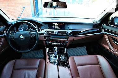 Седан BMW 5 Series 2013 в 