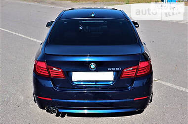 Седан BMW 5 Series 2013 в 