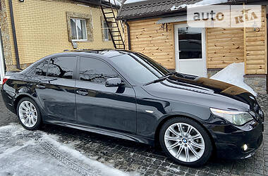 Седан BMW 5 Series 2007 в Умані