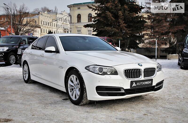 Седан BMW 5 Series 2015 в Харькове
