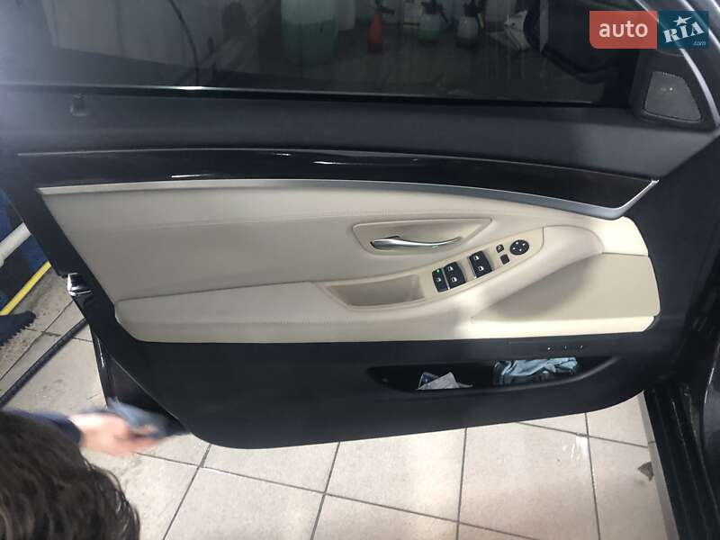 Седан BMW 5 Series 2012 в Києві фото 38 Седан BMW 5 Series 2012 в Києві